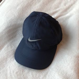 NIKE DRI-FIT featherlight Hat NAVY NEW